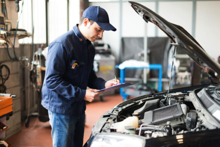 Auto Mechanic