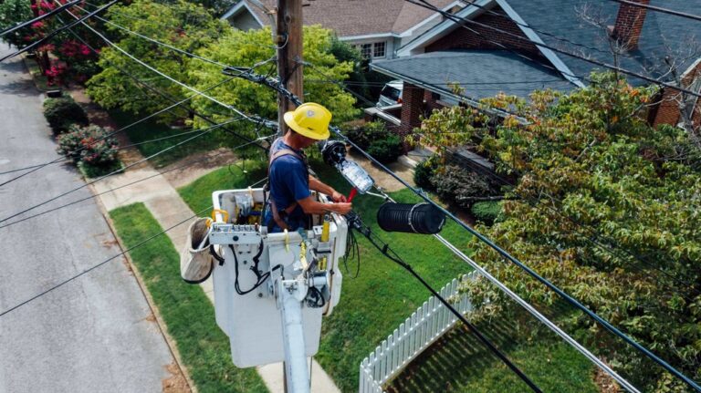 Line Worker