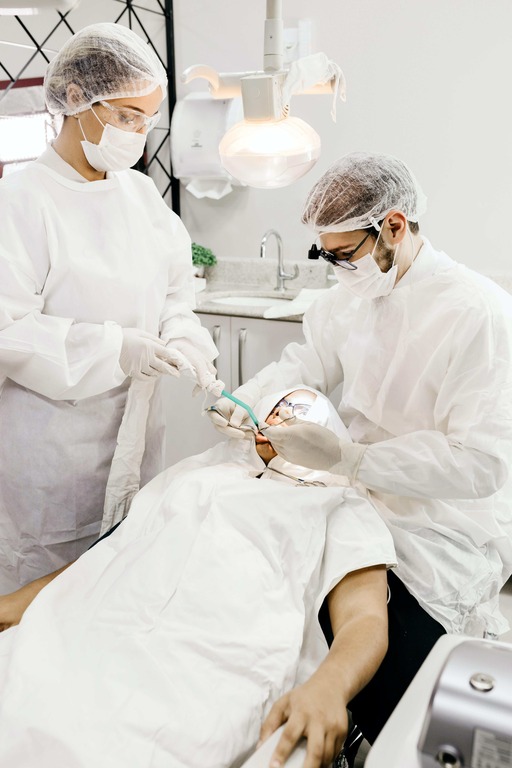 Oral Surgery Assistant